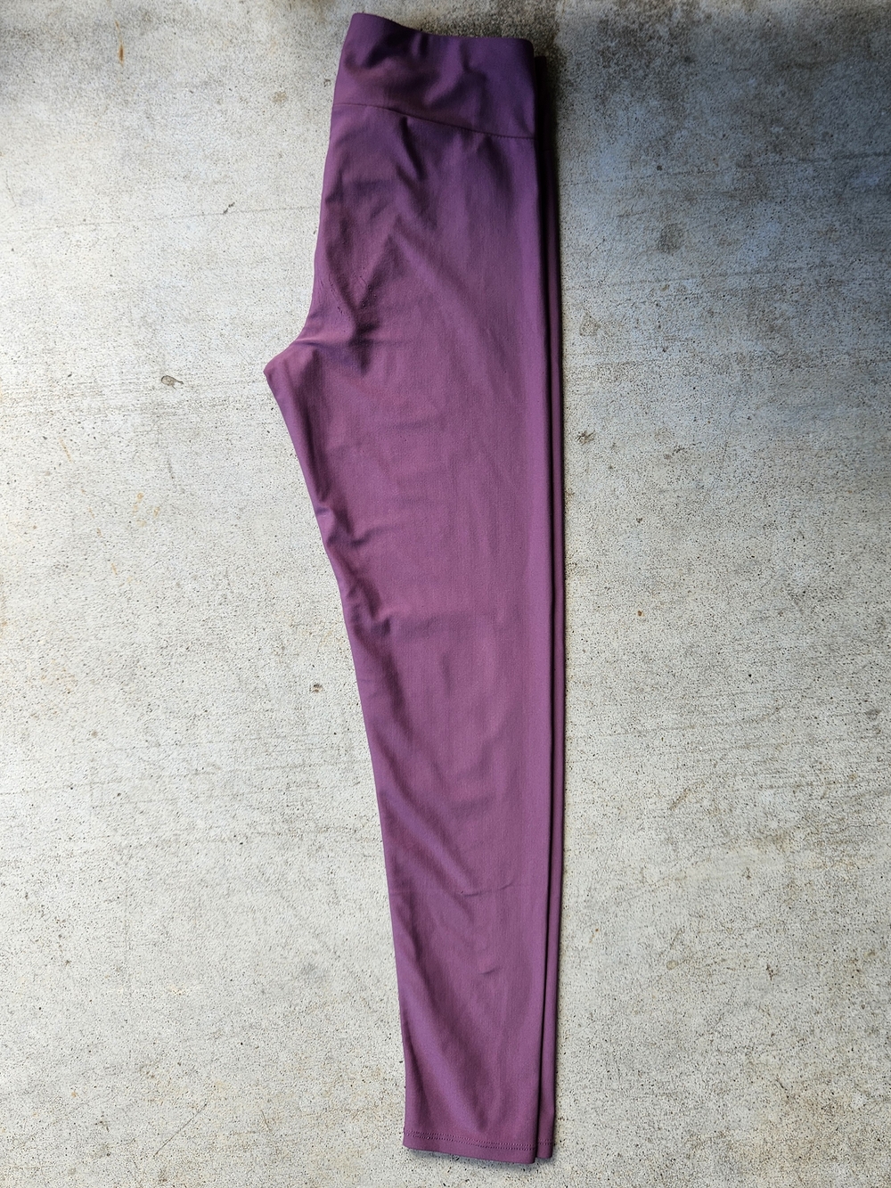 High-Rise Purple Performance Leggings - Picture 7 of 7